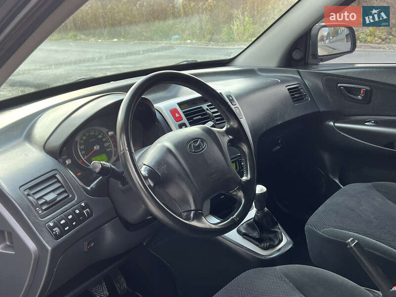 Позашляховик / Кросовер Hyundai Tucson 2006 в Тернополі фото 35 Позашляховик / Кросовер Hyundai Tucson 2006 в Тернополі