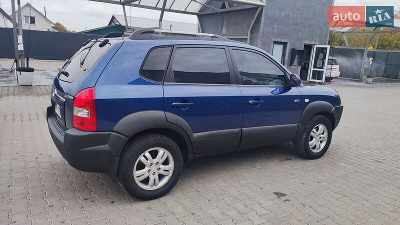 Внедорожник / Кроссовер Hyundai Tucson 2006 в Житомире фото 5 Внедорожник / Кроссовер Hyundai Tucson 2006 в Житомире