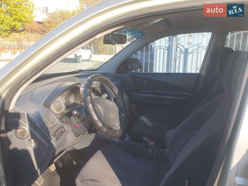 Внедорожник / Кроссовер Hyundai Tucson 2008 в Тернополе фото 23 Внедорожник / Кроссовер Hyundai Tucson 2008 в Тернополе