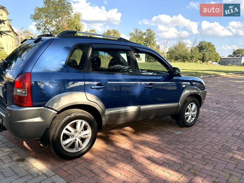 Внедорожник / Кроссовер Hyundai Tucson 2008 в Харькове фото 7 Внедорожник / Кроссовер Hyundai Tucson 2008 в Харькове