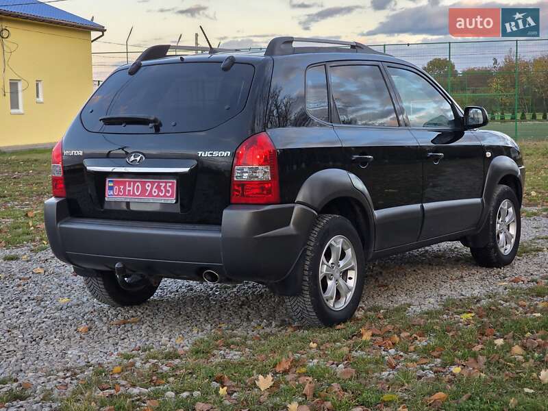 Внедорожник / Кроссовер Hyundai Tucson 2009 в Гусятине фото 23 Внедорожник / Кроссовер Hyundai Tucson 2009 в Гусятине