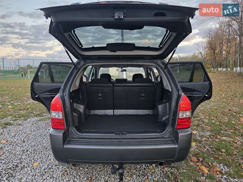 Внедорожник / Кроссовер Hyundai Tucson 2009 в Гусятине фото 49 Внедорожник / Кроссовер Hyundai Tucson 2009 в Гусятине