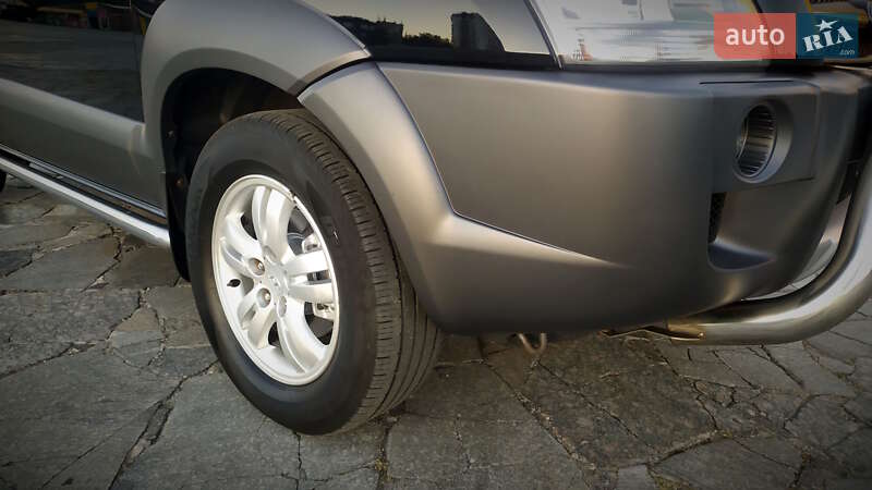 Внедорожник / Кроссовер Hyundai Tucson 2007 в Кременчуге