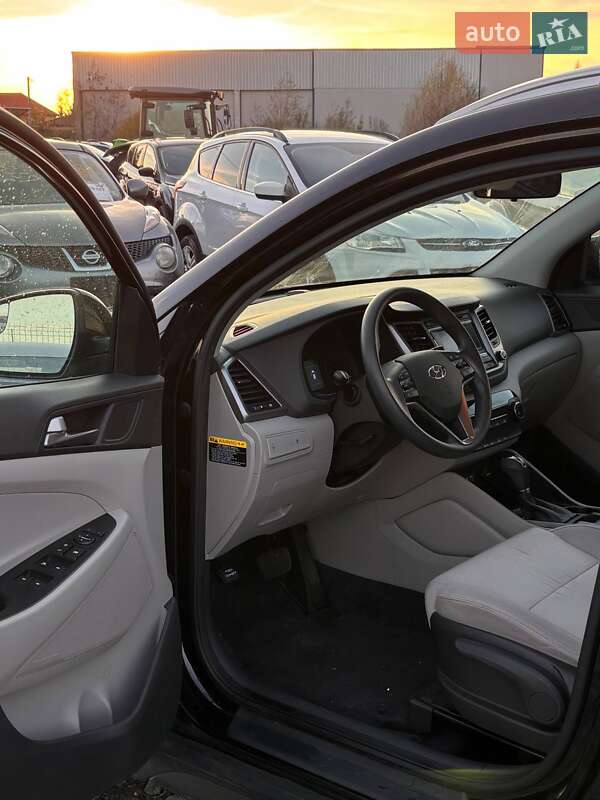 Внедорожник / Кроссовер Hyundai Tucson 2016 в Львове