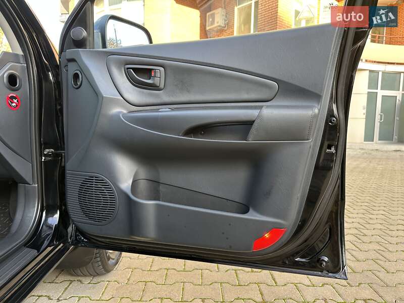 Внедорожник / Кроссовер Hyundai Tucson 2007 в Одессе фото 69 Внедорожник / Кроссовер Hyundai Tucson 2007 в Одессе