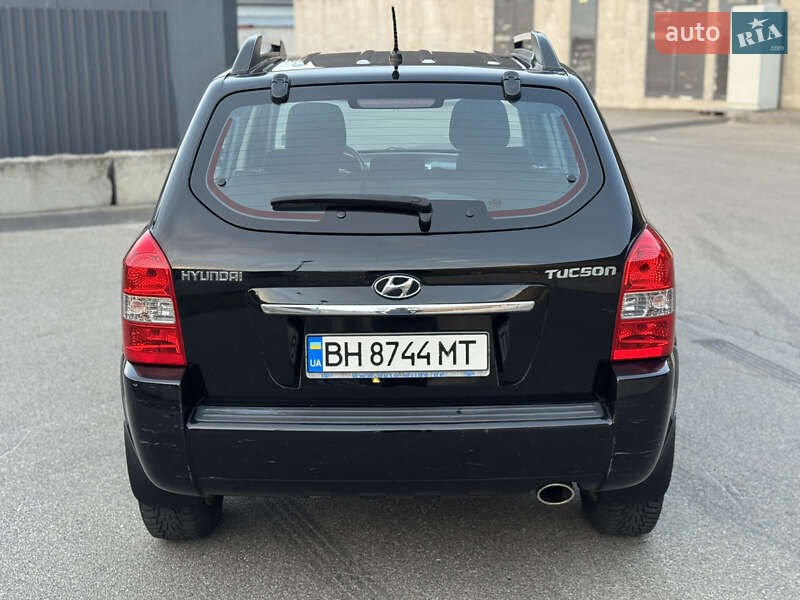 Позашляховик / Кросовер Hyundai Tucson 2009 в Києві