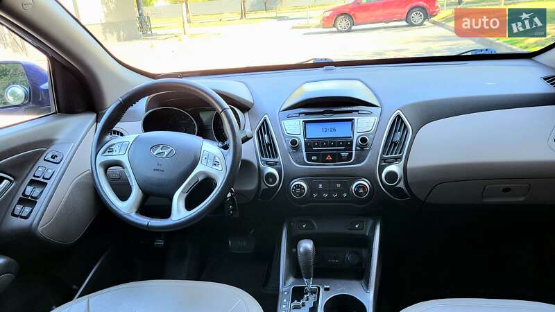 Внедорожник / Кроссовер Hyundai Tucson 2012 в Кривом Роге