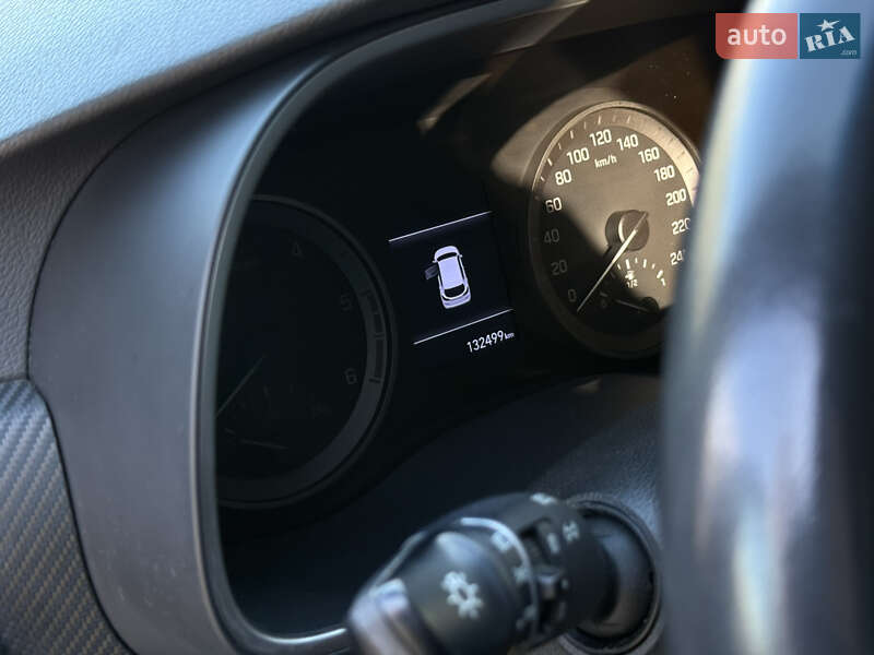 Внедорожник / Кроссовер Hyundai Tucson 2018 в Ивано-Франковске фото 17 Внедорожник / Кроссовер Hyundai Tucson 2018 в Ивано-Франковске