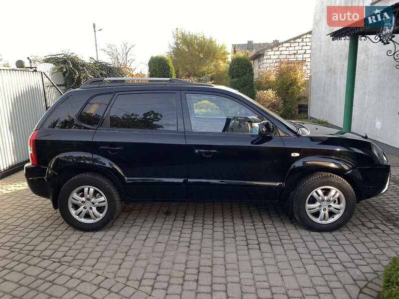 Внедорожник / Кроссовер Hyundai Tucson 2006 в Ковеле фото 4 Внедорожник / Кроссовер Hyundai Tucson 2006 в Ковеле