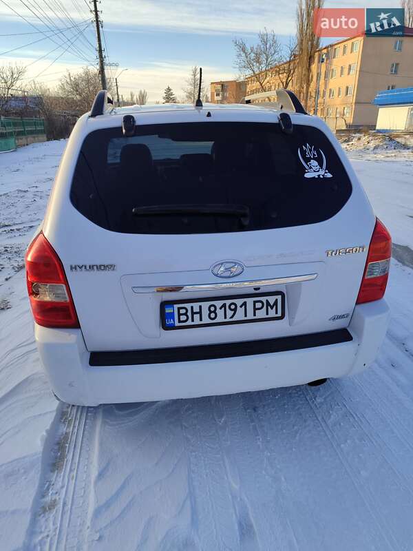 Внедорожник / Кроссовер Hyundai Tucson 2008 в Николаеве