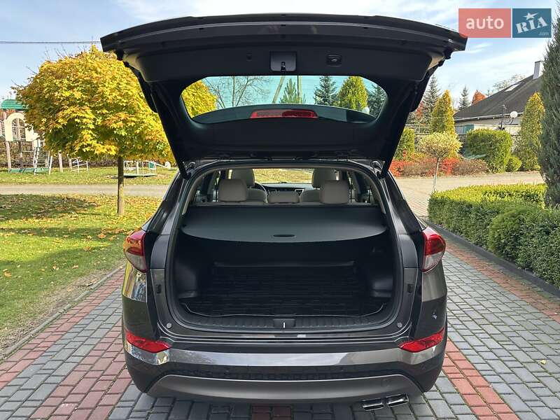 Внедорожник / Кроссовер Hyundai Tucson 2016 в Луцке