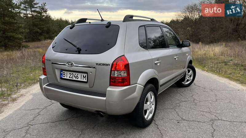 Внедорожник / Кроссовер Hyundai Tucson 2005 в Кременчуге