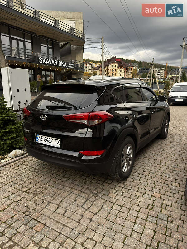 Позашляховик / Кросовер Hyundai Tucson 2016 в Дніпрі фото 2 Позашляховик / Кросовер Hyundai Tucson 2016 в Дніпрі