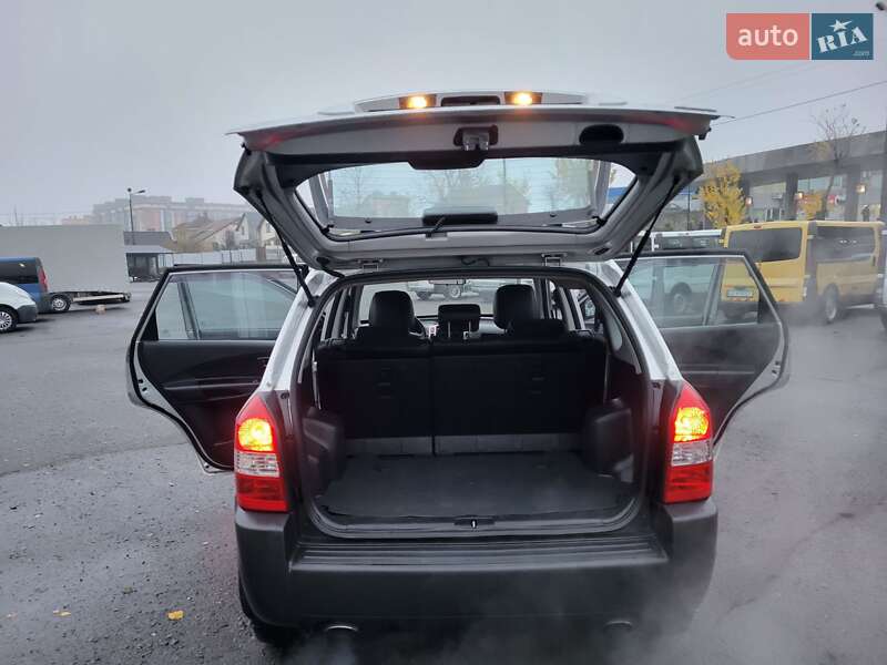 Внедорожник / Кроссовер Hyundai Tucson 2010 в Хмельницком