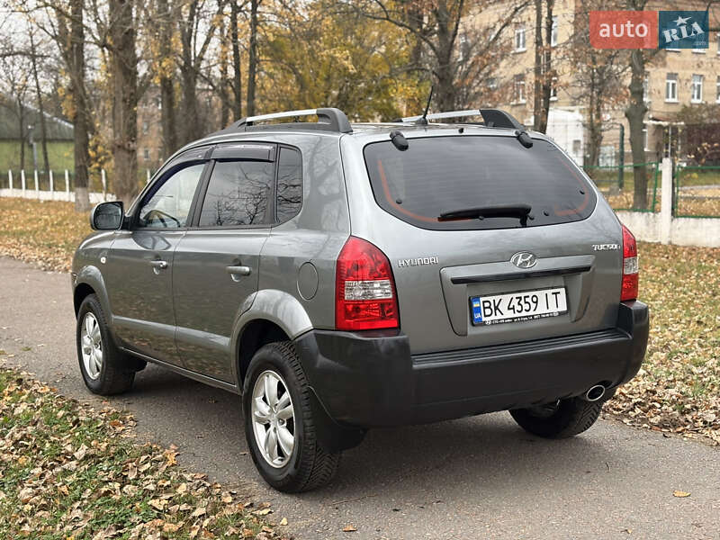 Внедорожник / Кроссовер Hyundai Tucson 2012 в Барышевке фото 5 Внедорожник / Кроссовер Hyundai Tucson 2012 в Барышевке