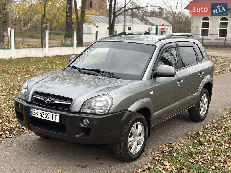 Внедорожник / Кроссовер Hyundai Tucson 2012 в Барышевке фото 8 Внедорожник / Кроссовер Hyundai Tucson 2012 в Барышевке