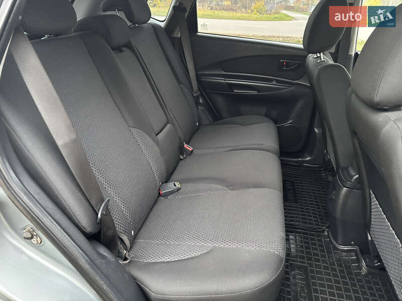 Внедорожник / Кроссовер Hyundai Tucson 2012 в Барышевке фото 18 Внедорожник / Кроссовер Hyundai Tucson 2012 в Барышевке