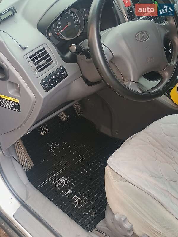 Внедорожник / Кроссовер Hyundai Tucson 2005 в Глухове фото 7 Внедорожник / Кроссовер Hyundai Tucson 2005 в Глухове