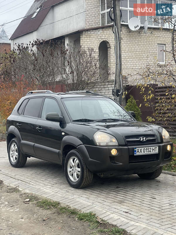 Внедорожник / Кроссовер Hyundai Tucson 2005 в Харькове фото 7 Внедорожник / Кроссовер Hyundai Tucson 2005 в Харькове