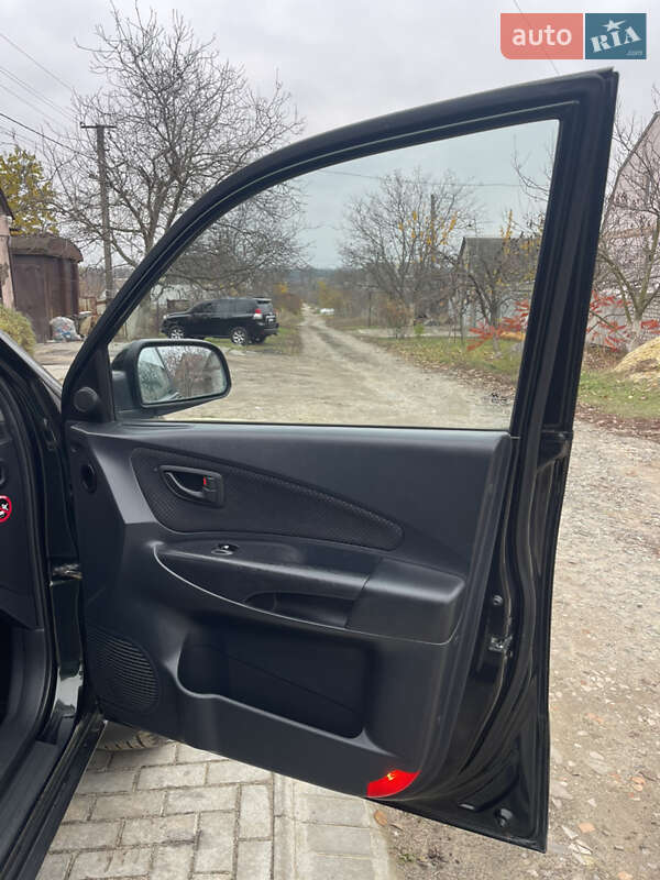 Внедорожник / Кроссовер Hyundai Tucson 2005 в Харькове фото 136 Внедорожник / Кроссовер Hyundai Tucson 2005 в Харькове