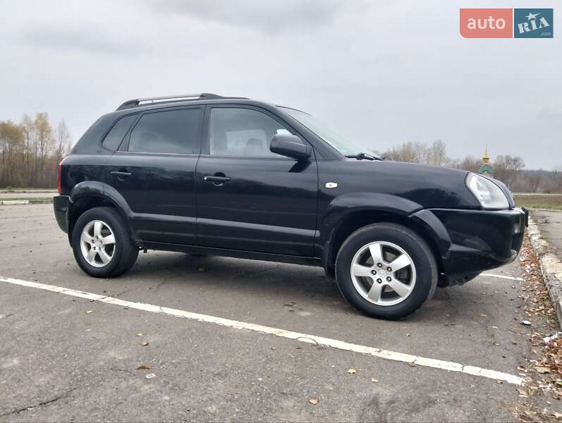 Внедорожник / Кроссовер Hyundai Tucson 2006 в Конотопе