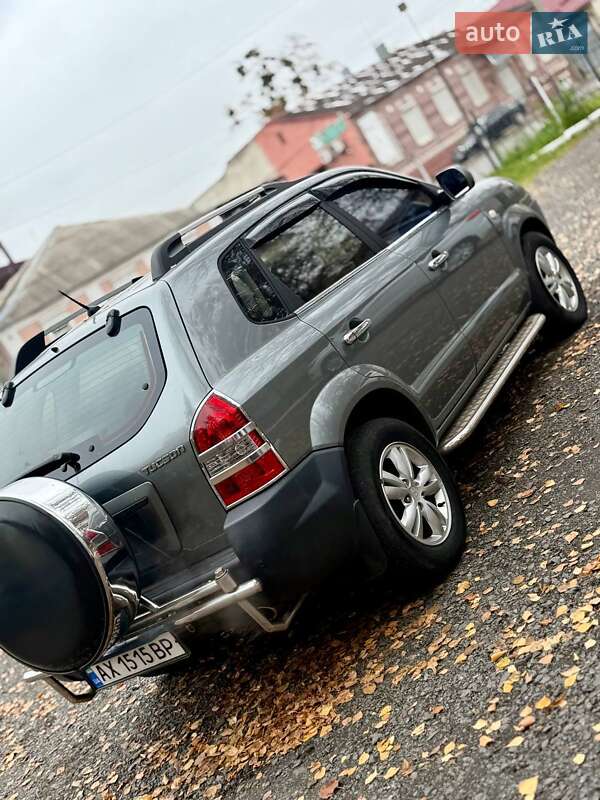 Позашляховик / Кросовер Hyundai Tucson 2011 в Харкові фото 12 Позашляховик / Кросовер Hyundai Tucson 2011 в Харкові