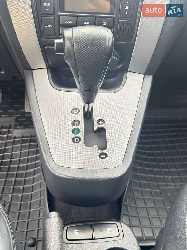 Позашляховик / Кросовер Hyundai Tucson 2008 в Києві