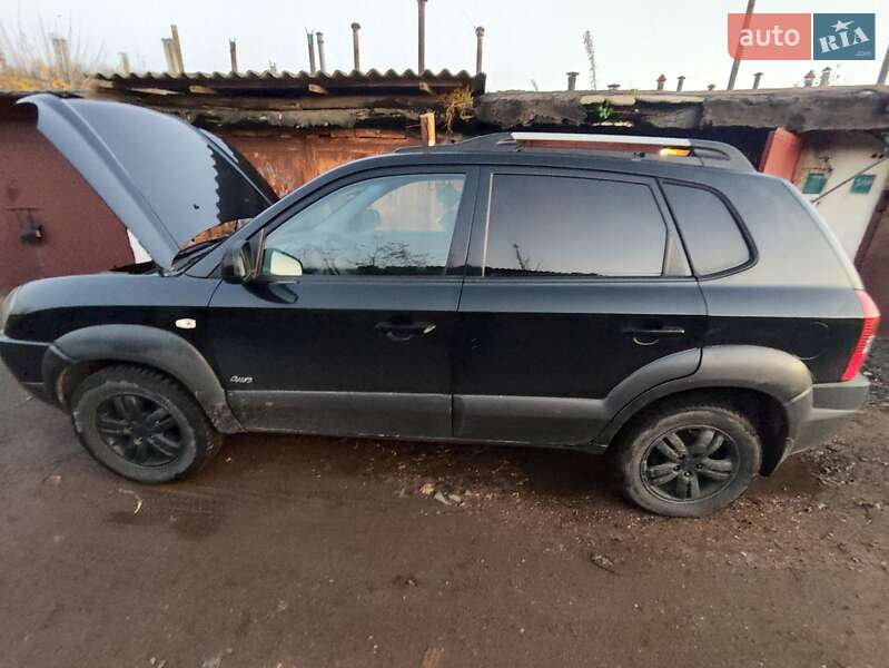 Внедорожник / Кроссовер Hyundai Tucson 2005 в Нововолынске фото 4 Внедорожник / Кроссовер Hyundai Tucson 2005 в Нововолынске