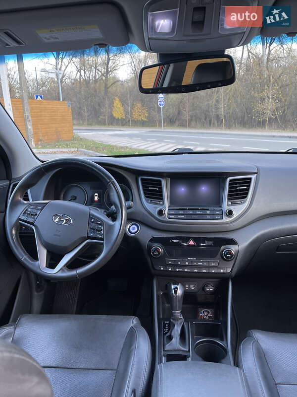 Внедорожник / Кроссовер Hyundai Tucson 2015 в Чернигове фото 10 Внедорожник / Кроссовер Hyundai Tucson 2015 в Чернигове