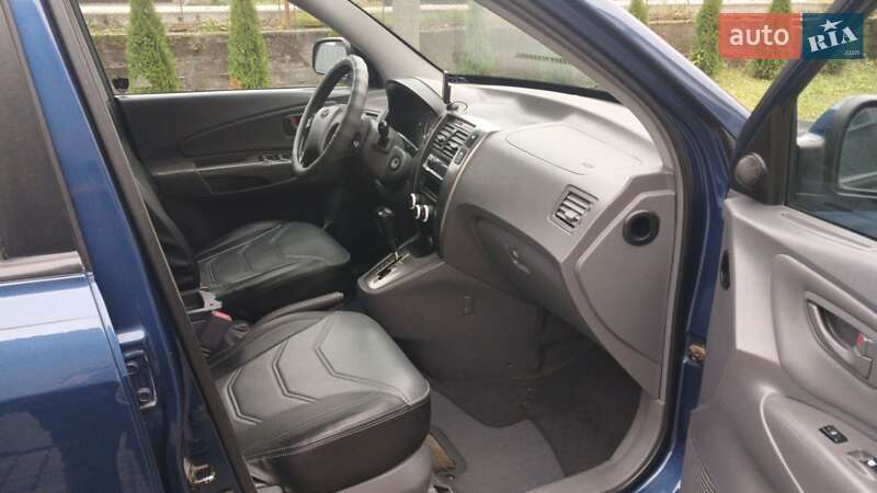 Внедорожник / Кроссовер Hyundai Tucson 2005 в Межгорье фото 12 Внедорожник / Кроссовер Hyundai Tucson 2005 в Межгорье