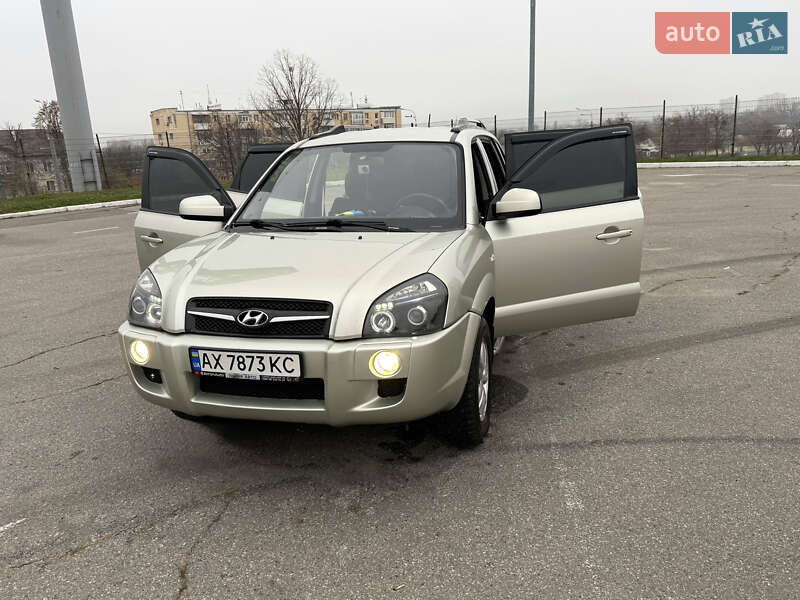 Внедорожник / Кроссовер Hyundai Tucson 2009 в Харькове фото 4 Внедорожник / Кроссовер Hyundai Tucson 2009 в Харькове
