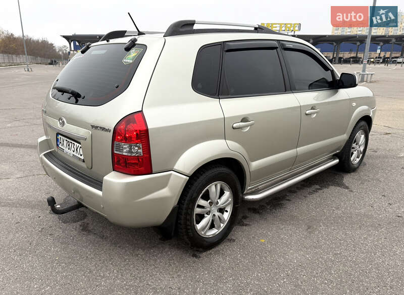 Внедорожник / Кроссовер Hyundai Tucson 2009 в Харькове фото 10 Внедорожник / Кроссовер Hyundai Tucson 2009 в Харькове