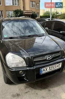 Позашляховик / Кросовер Hyundai Tucson 2007 в Києві