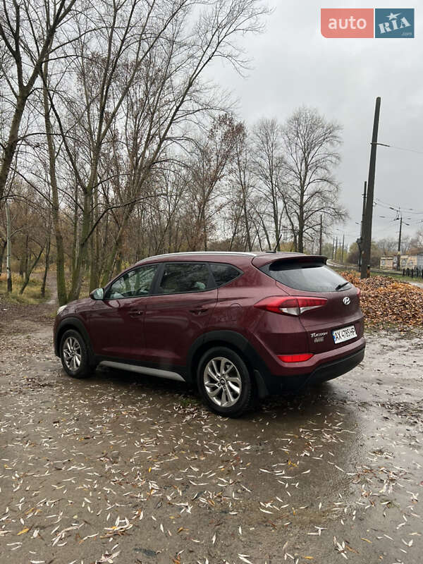 Внедорожник / Кроссовер Hyundai Tucson 2017 в Киеве