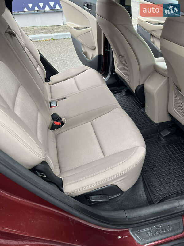 Внедорожник / Кроссовер Hyundai Tucson 2017 в Киеве