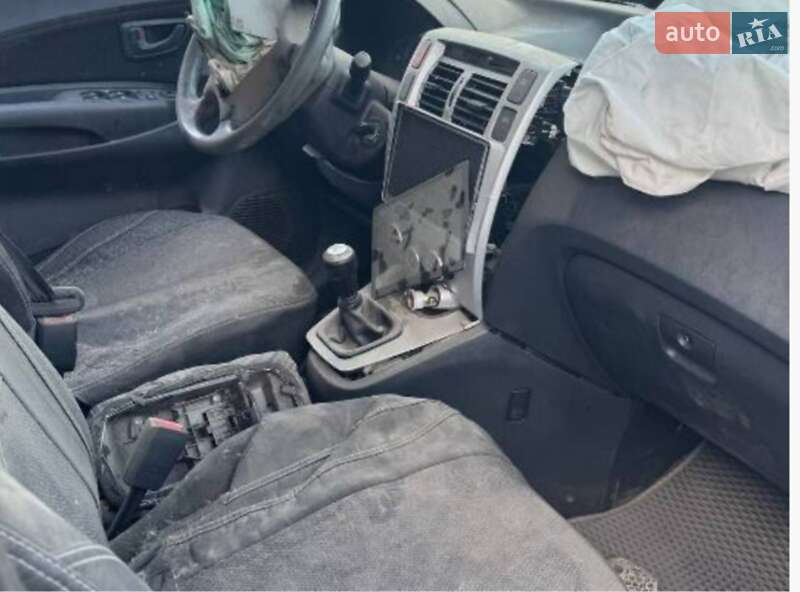 Внедорожник / Кроссовер Hyundai Tucson 2009 в Славянске фото 3 Внедорожник / Кроссовер Hyundai Tucson 2009 в Славянске