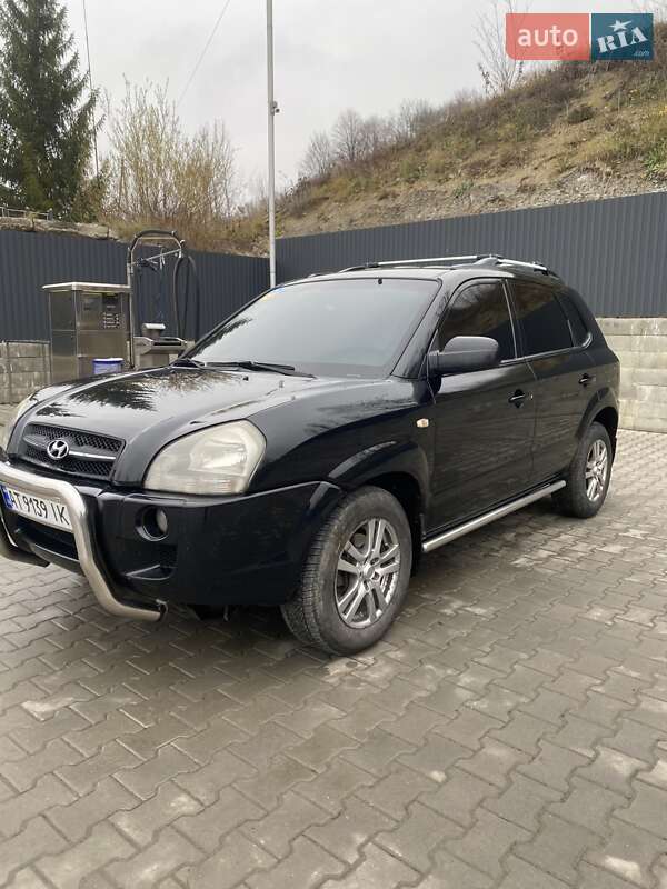 Внедорожник / Кроссовер Hyundai Tucson 2007 в Ивано-Франковске фото 7 Внедорожник / Кроссовер Hyundai Tucson 2007 в Ивано-Франковске