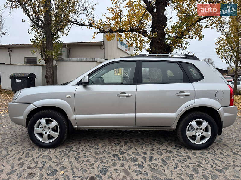 Внедорожник / Кроссовер Hyundai Tucson 2008 в Ахтырке фото 14 Внедорожник / Кроссовер Hyundai Tucson 2008 в Ахтырке