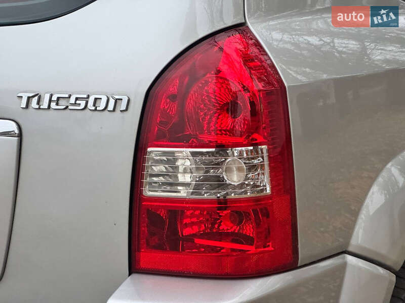 Внедорожник / Кроссовер Hyundai Tucson 2008 в Ахтырке фото 19 Внедорожник / Кроссовер Hyundai Tucson 2008 в Ахтырке