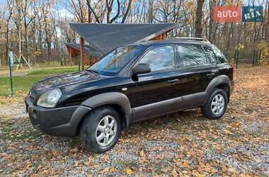 Позашляховик / Кросовер Hyundai Tucson 2005 в Харкові
