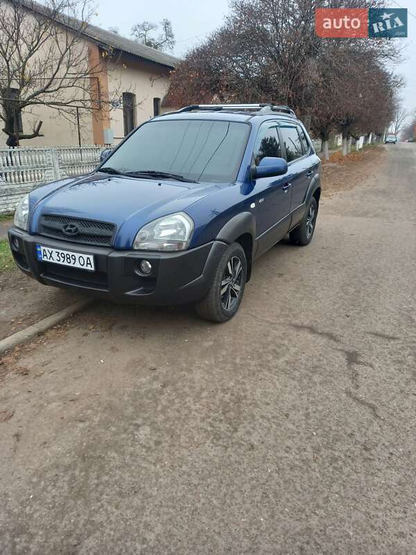 Внедорожник / Кроссовер Hyundai Tucson 2007 в Валках