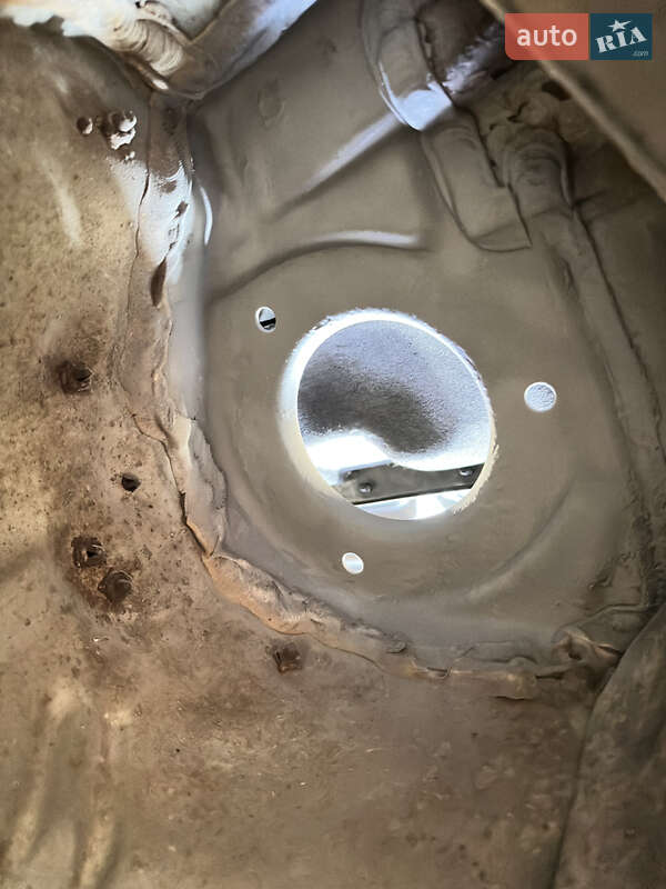 Внедорожник / Кроссовер Hyundai Tucson 2008 в Киеве фото 46 Внедорожник / Кроссовер Hyundai Tucson 2008 в Киеве