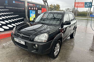 Позашляховик / Кросовер Hyundai Tucson 2008 в Полтаві
