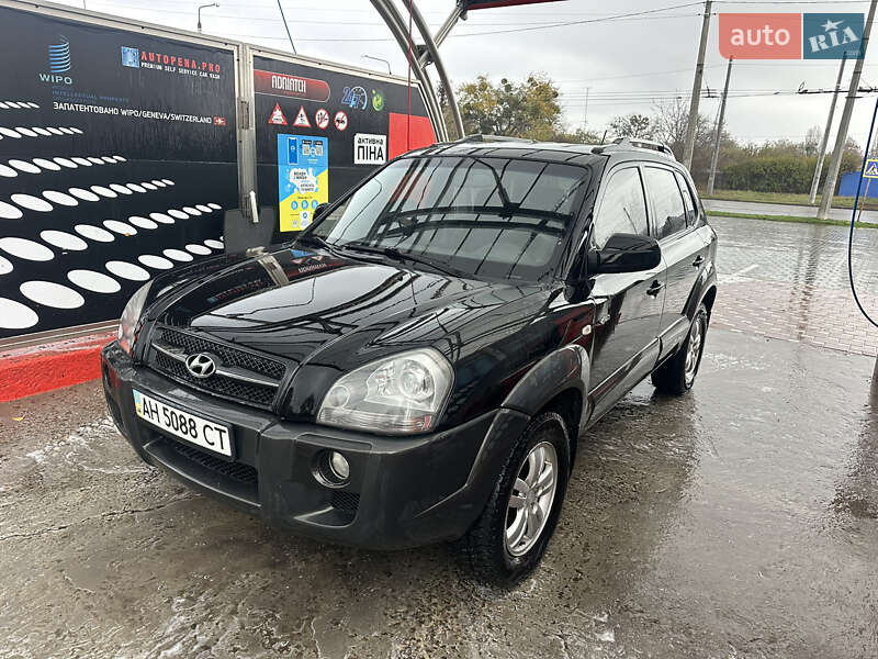 Внедорожник / Кроссовер Hyundai Tucson 2008 в Полтаве фото Внедорожник / Кроссовер Hyundai Tucson 2008 в Полтаве