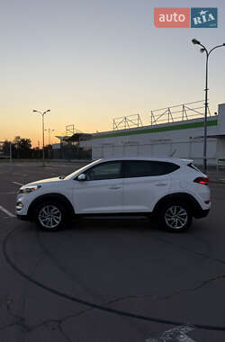 Внедорожник / Кроссовер Hyundai Tucson 2016 в Одессе