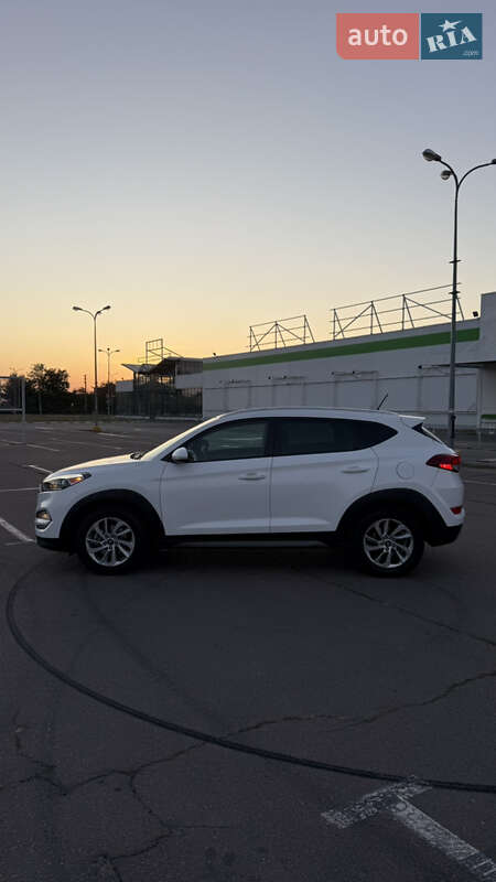 Внедорожник / Кроссовер Hyundai Tucson 2016 в Одессе