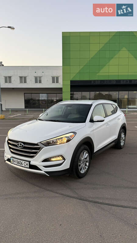Внедорожник / Кроссовер Hyundai Tucson 2016 в Одессе