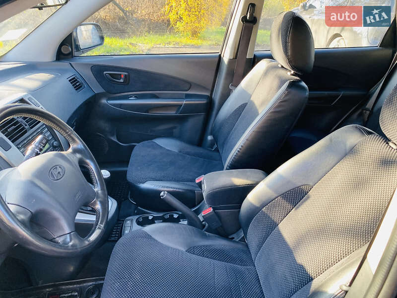 Внедорожник / Кроссовер Hyundai Tucson 2009 в Харькове фото 10 Внедорожник / Кроссовер Hyundai Tucson 2009 в Харькове