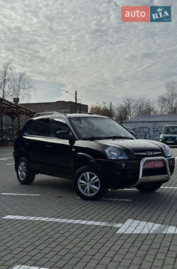 Внедорожник / Кроссовер Hyundai Tucson 2008 в Нововолынске
