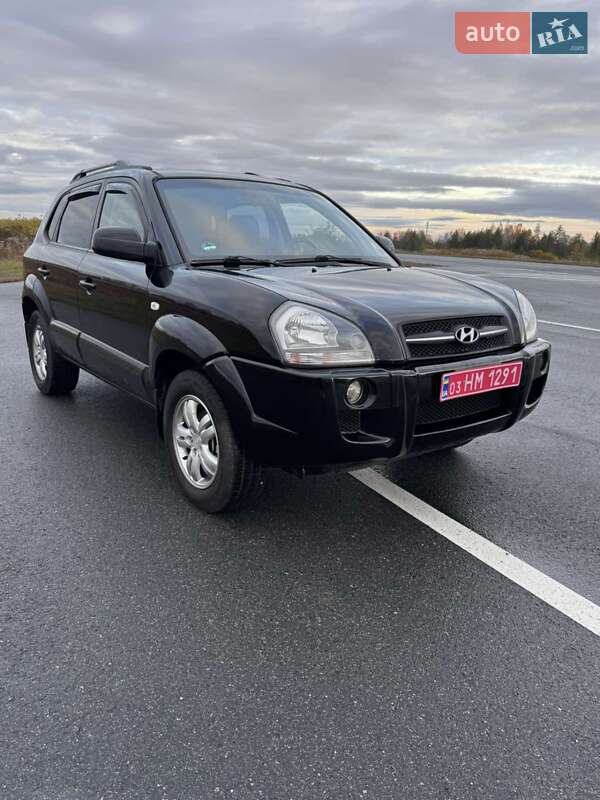Внедорожник / Кроссовер Hyundai Tucson 2008 в Мене фото 3 Внедорожник / Кроссовер Hyundai Tucson 2008 в Мене